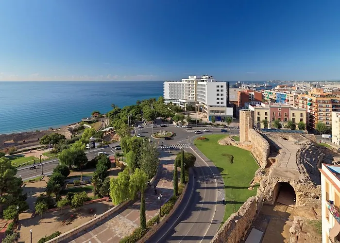 H10 Imperial Tarraco 4 Sup Hotel 4*