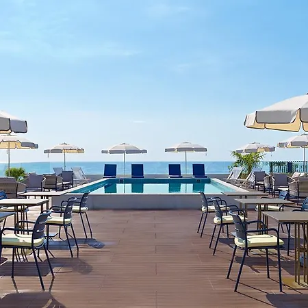 Hotel H10 Imperial Tarraco 4*
